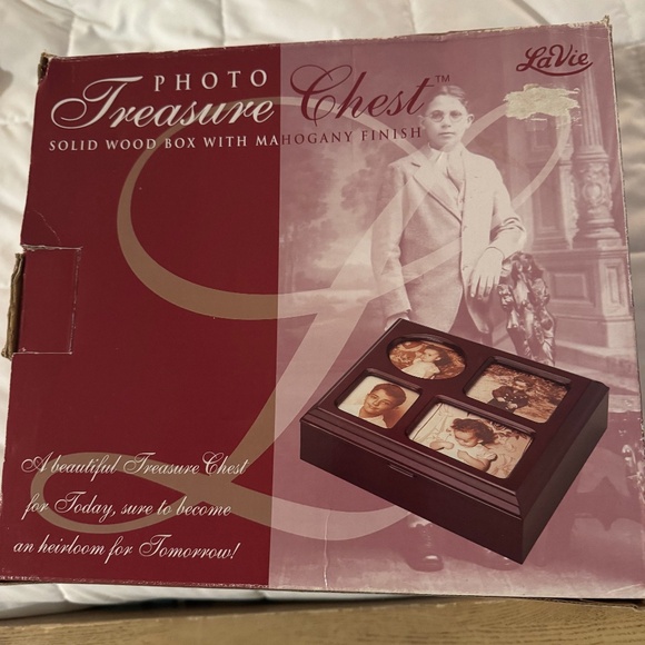 Solid Wood picture Box - Picture 1 of 3